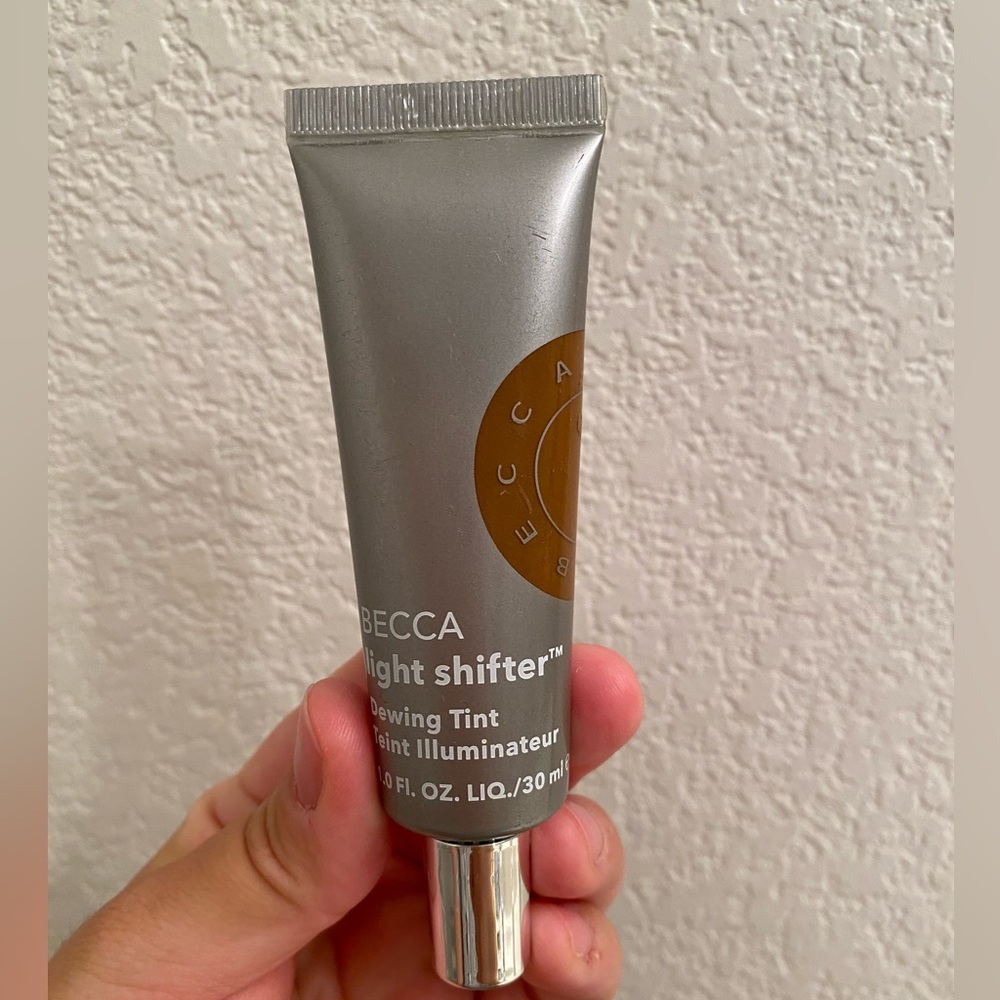 Becca Light shifter dewing Tint